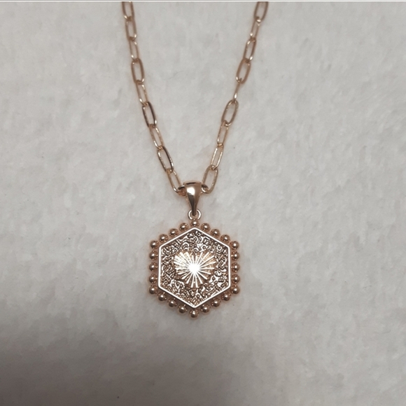 Necklace and Bracelet Set - Picture 5 of 11